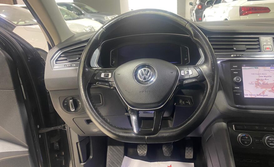 Volkswagen Tiguan 1.6 TDI SCR Business virtual cockpit